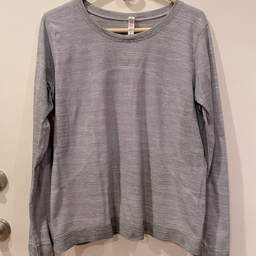 Lululemon Performance Long Sleeve